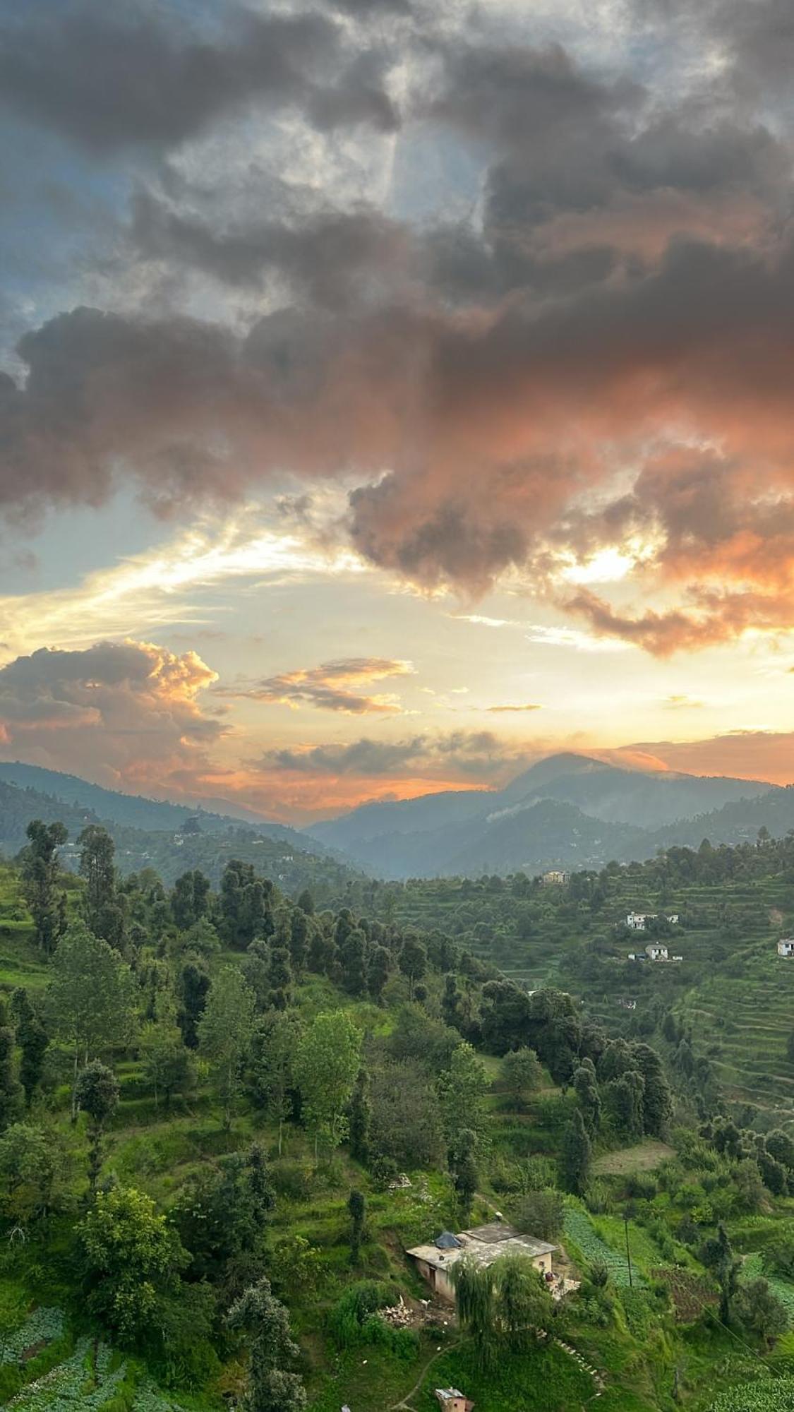 Nazaara -Thhpsociety - Mukteshwar - Witness The View From Your Bed Luaran gambar