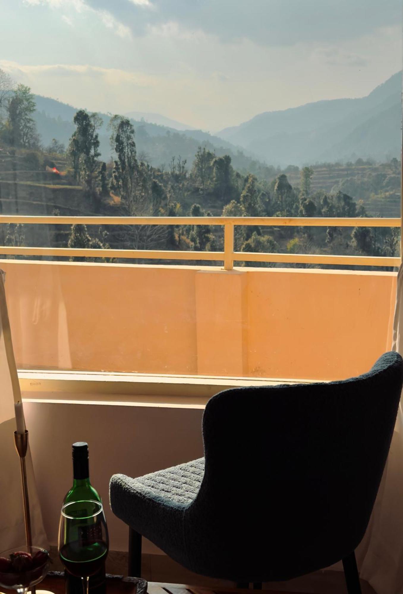Nazaara -Thhpsociety - Mukteshwar - Witness The View From Your Bed Luaran gambar